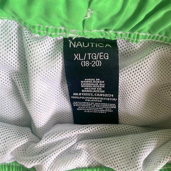 Boys 10/12 size L swim bundle -trunks rash-guard & glasses -good condition - Picture 3 of 6